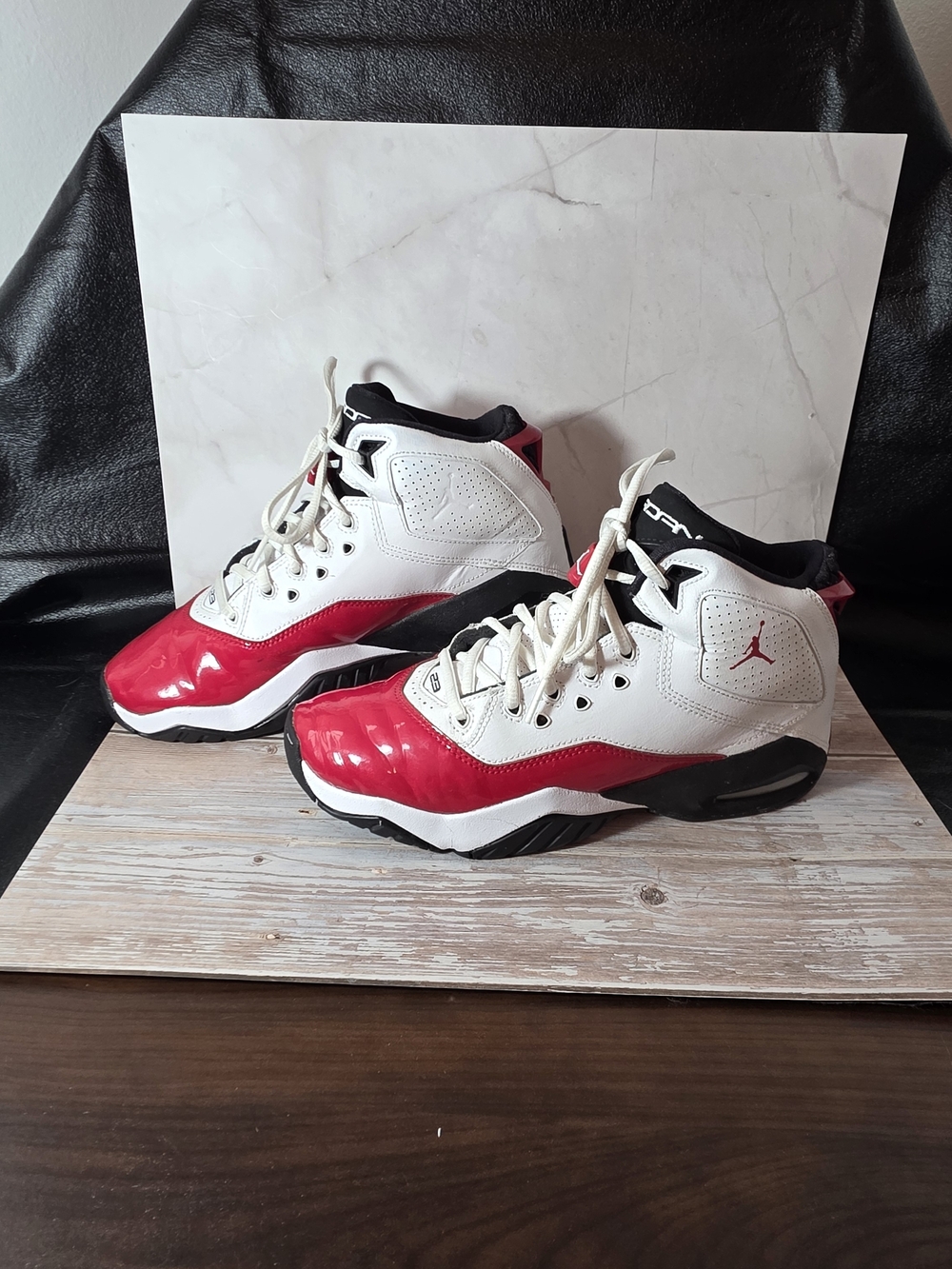 Air Jordan Big Kids Sz 6.5 Basketball Shoes - White & Red - Picture 11 of 14